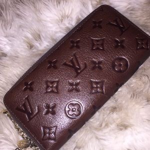 Faux Louis Vuitton Long Wallet